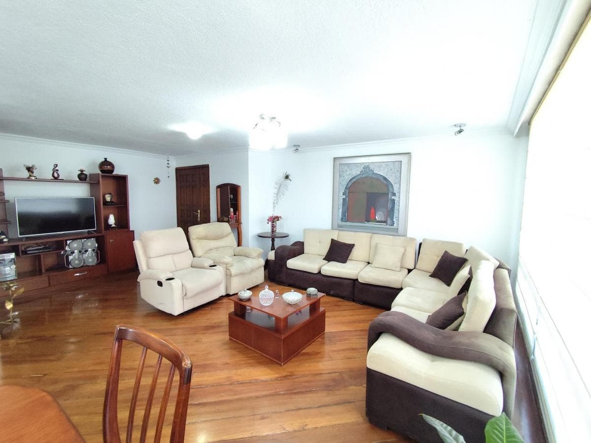 Departamento Dúplex en Venta, 3 Dorm., Centro Norte de Quito, Sector Rumipamba — imagen 5
