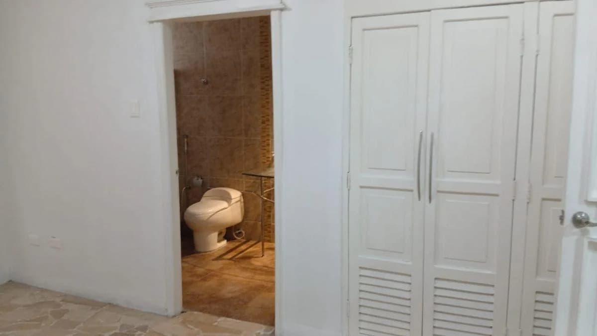 Departamento en Lomas de Urdesa de 2 Dorm., Guayas — imagen 2