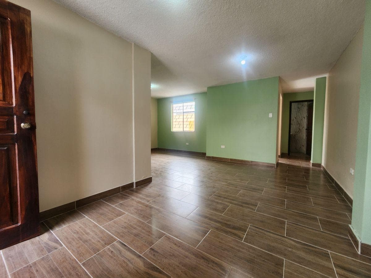 Venta Casa Carcelen con Dos Departamentos Independientes 2 Terrazas 1 Patio 144 m — imagen 8