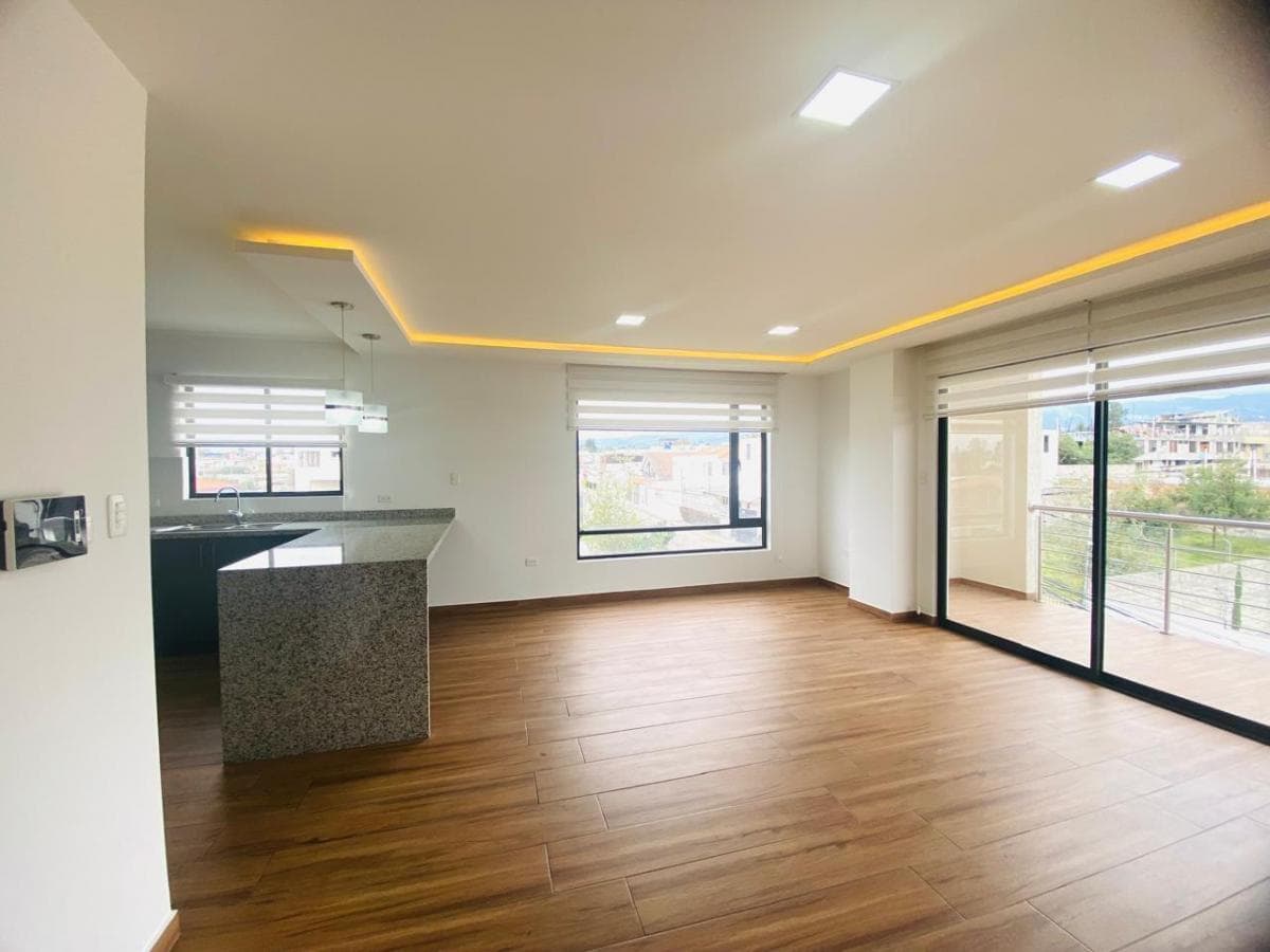 Ira Venta Departamento 123.5 m² y Terraza 60 m². 3 Dorm. Sector Tumbaco — imagen 9