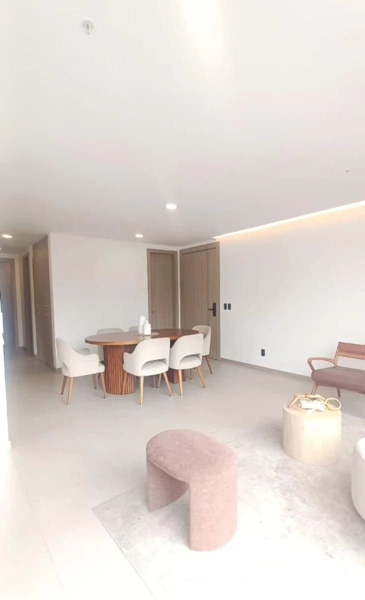 En Venta Departamento 3 Habitaciones, 2 Parking _edificio Harmony República del Salvador. Provincia de Pichincha — imagen 3