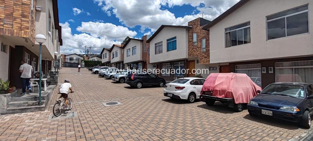 Casa en Conocoto | 3 Dorm., Jardín y Bbq Dentro de Conjunto Privado. Provincia de Pichincha — imagen 3