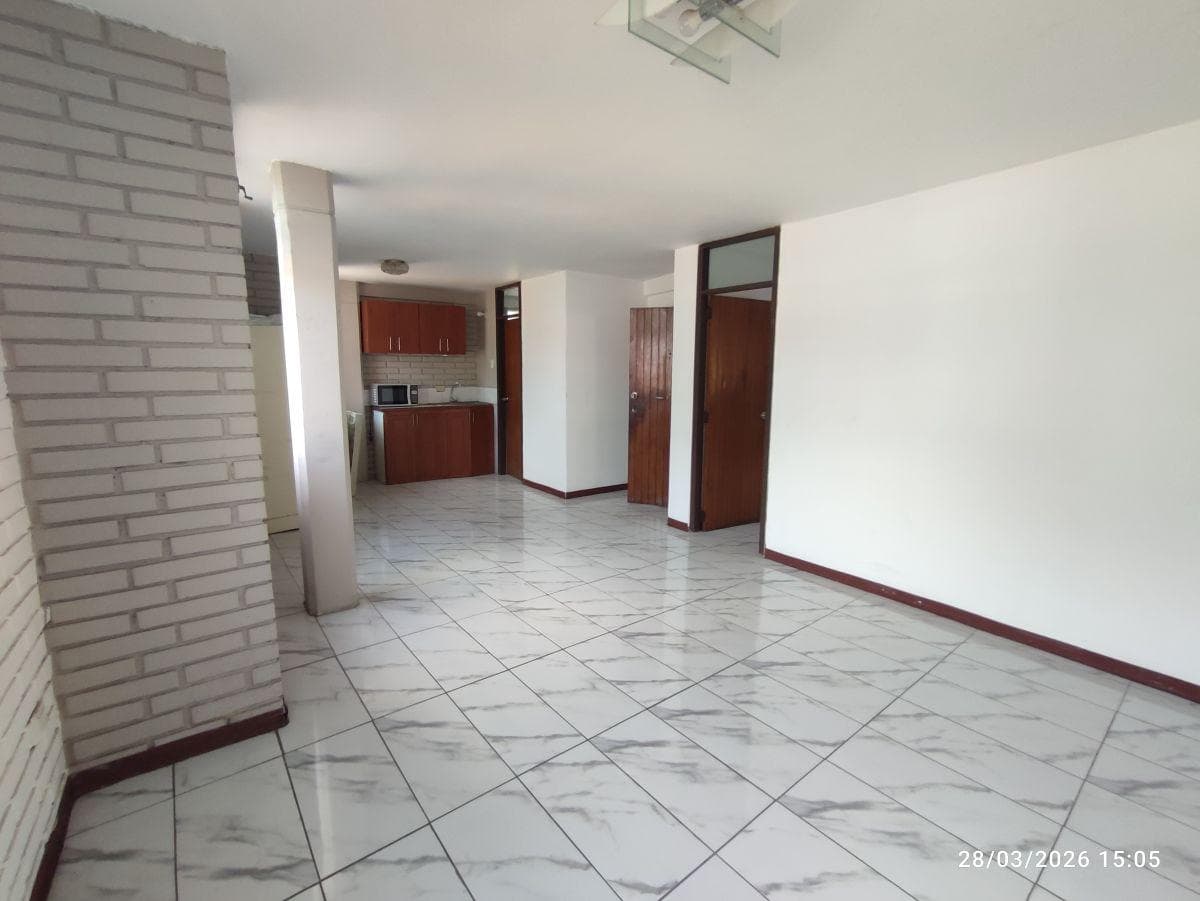 Se Vende Suite Uso Comercial y Residencial, en Los Almendros, Sur, Guayas — imagen 9