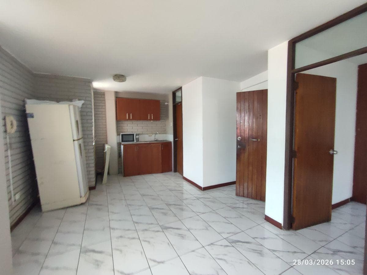 Se Vende Suite Uso Comercial y Residencial, en Los Almendros, Sur, Guayas — imagen 8