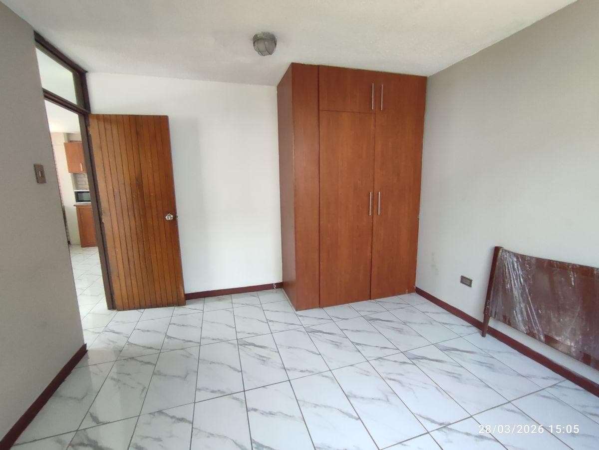 Se Vende Suite Uso Comercial y Residencial, en Los Almendros, Sur, Guayas — imagen 3