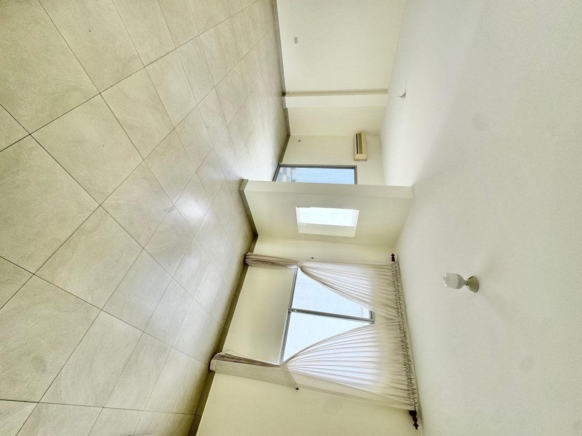 Vendo Casa en Belohorizonte de Dos Plantas, con Tres Dorm., Áreas Deportivas. Guayas — imagen 9