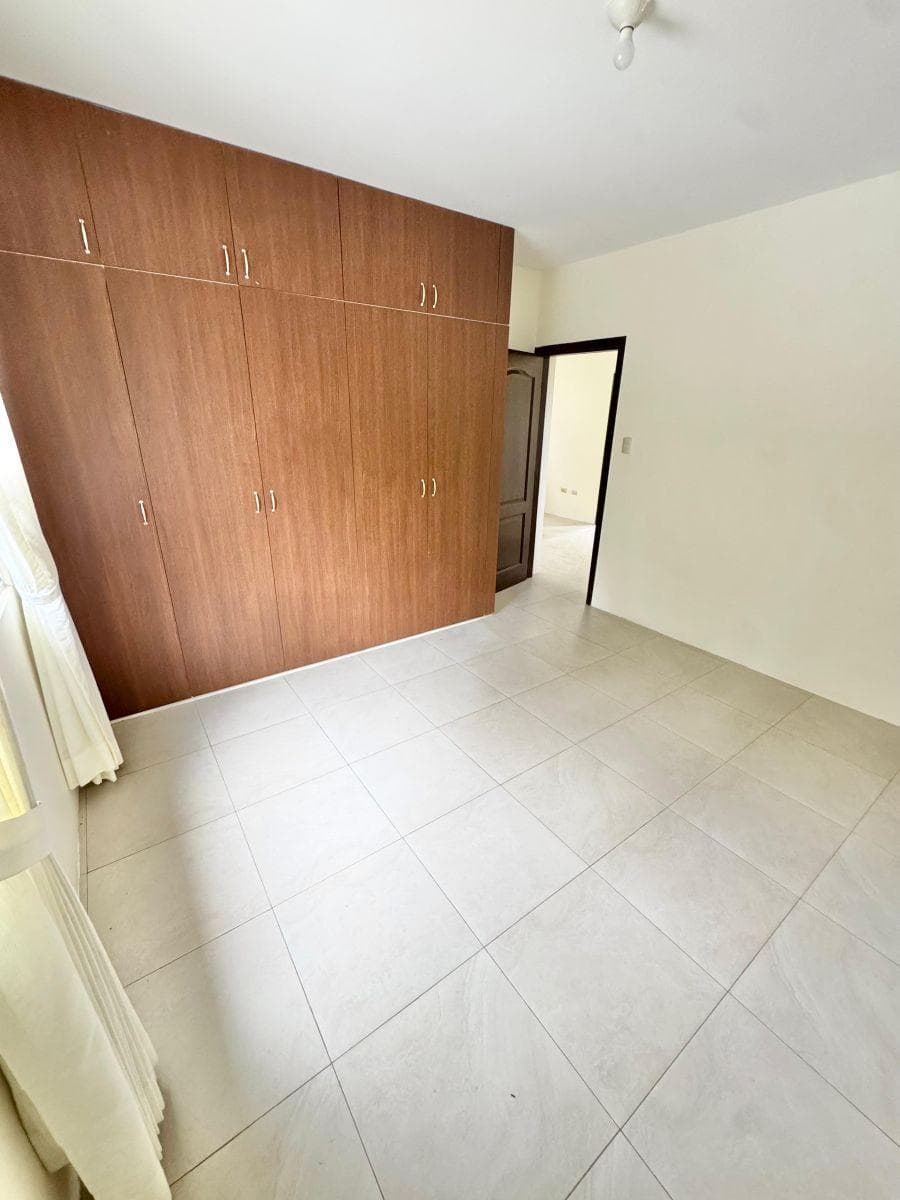 Vendo Casa en Belohorizonte de Dos Plantas, con Tres Dorm., Áreas Deportivas. Guayas — imagen 7