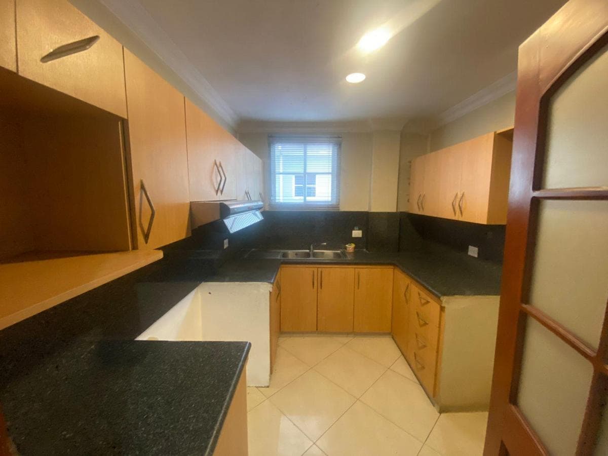 Departamento - en Venta – Kennedy Norte con Parqueo, Guayas — imagen 9