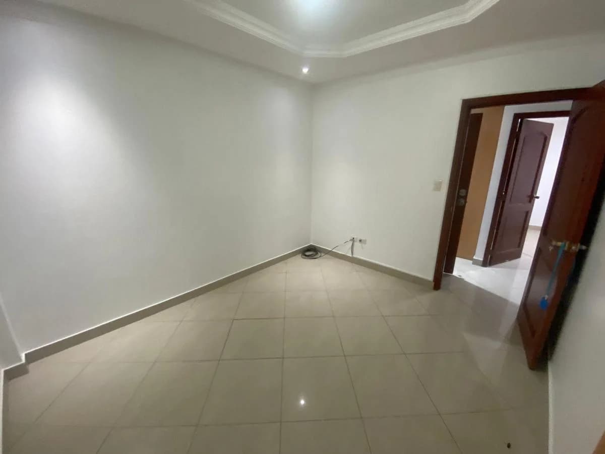Departamento - en Venta – Kennedy Norte con Parqueo, Guayas — imagen 6