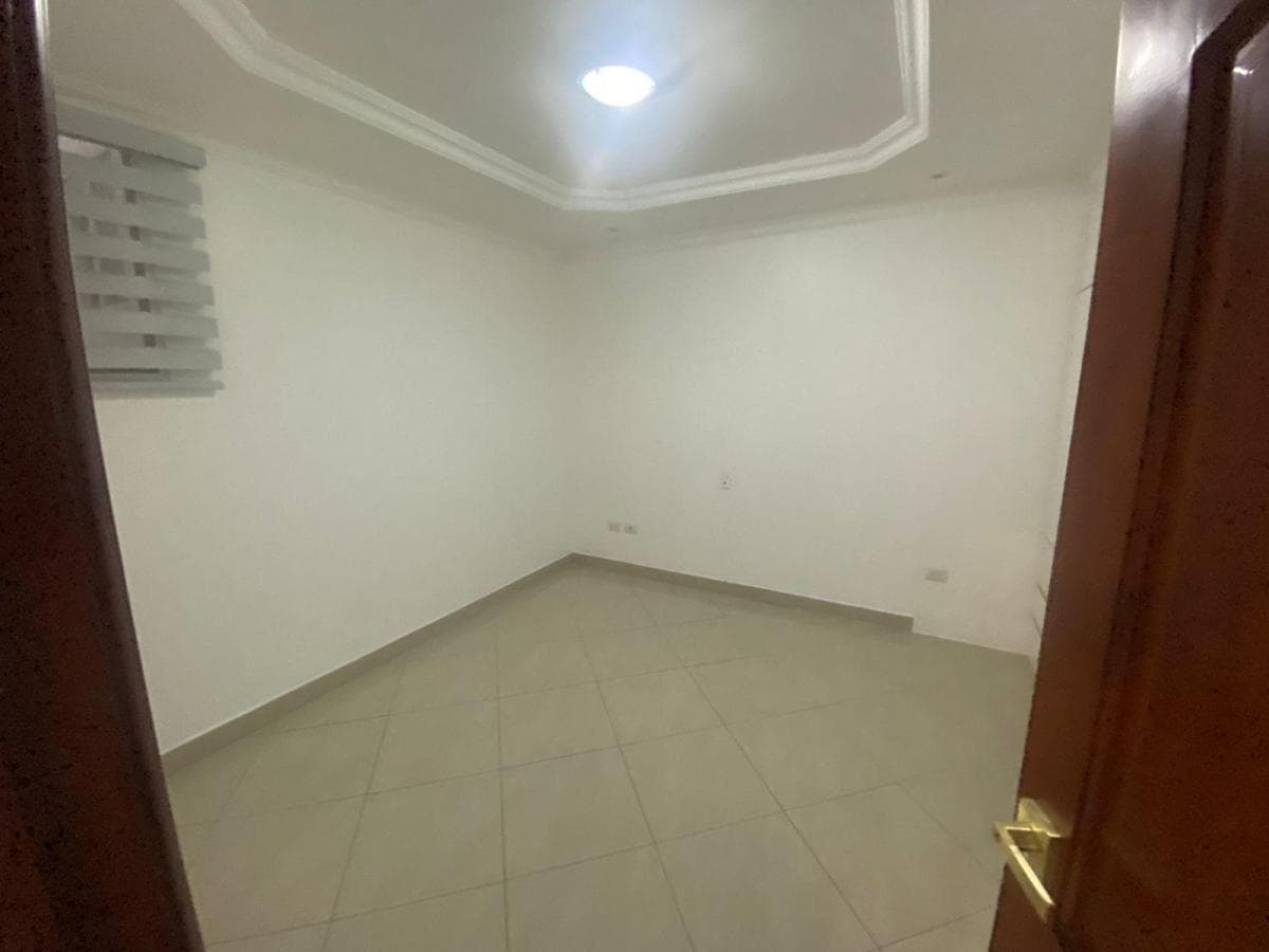 Departamento - en Venta – Kennedy Norte con Parqueo, Guayas — imagen 2