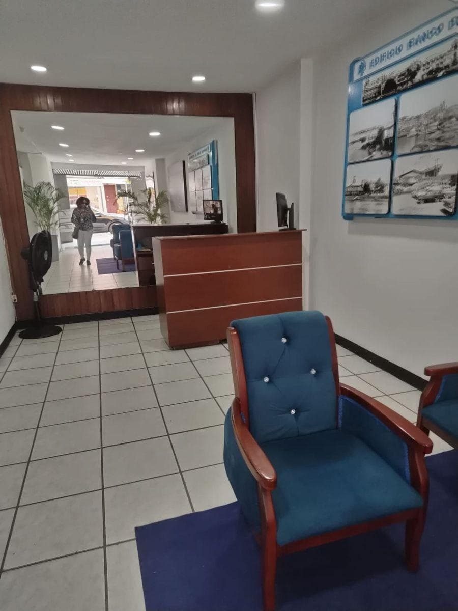 Oficina de Venta en Manta, Manabí — imagen 4