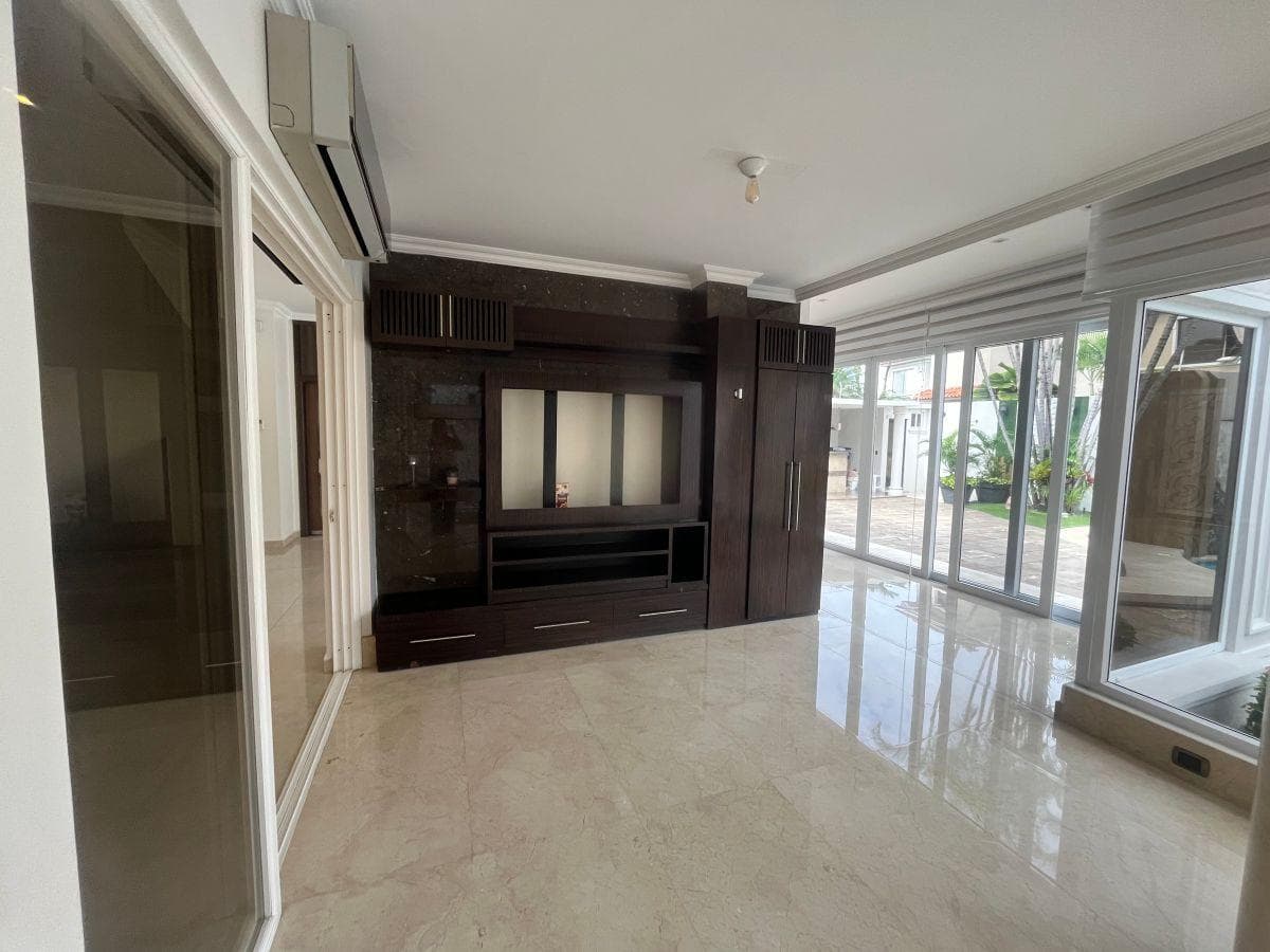 Casa en Venta en Urb. Laguna del Sol, Guayas — imagen 4