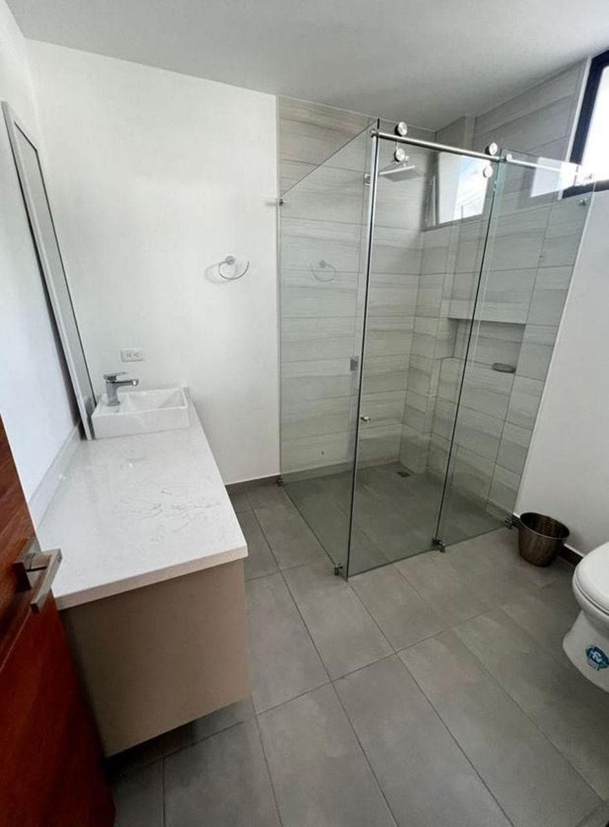 Vendo Departamento de 143 m² con 2 Habitaciones en Cumbayá + Patio + 2 Parqueaderos + Bodega — imagen 5