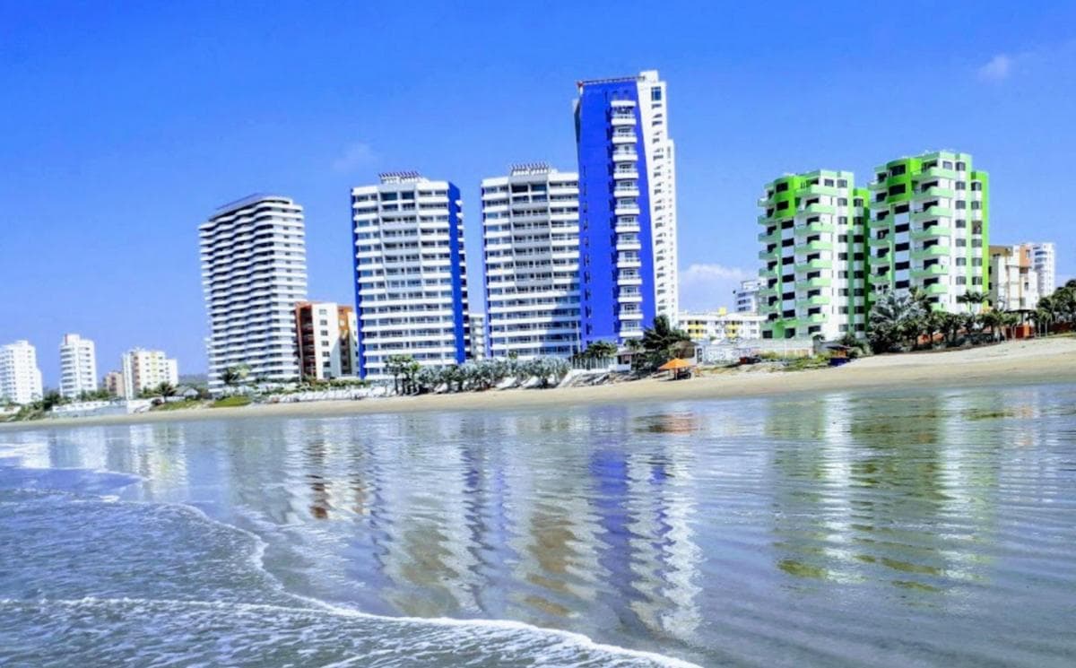 Terrenos en Venta, Tonsupa Esmeraldas — imagen 3
