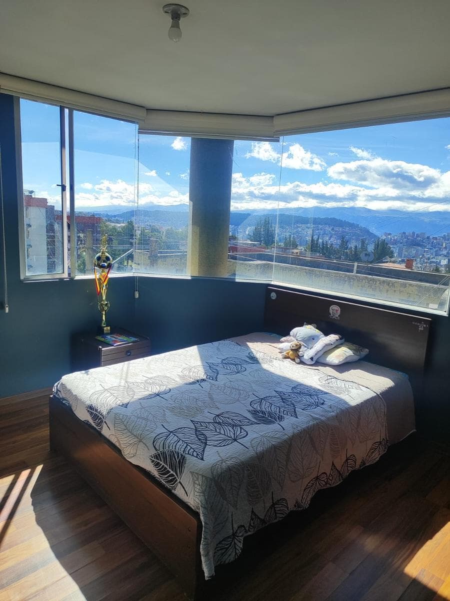 Departamento en Las Casas en Venta 4 Dorm. — imagen 1