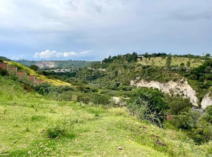 En Venta Terreno Cumbaya — imagen 1