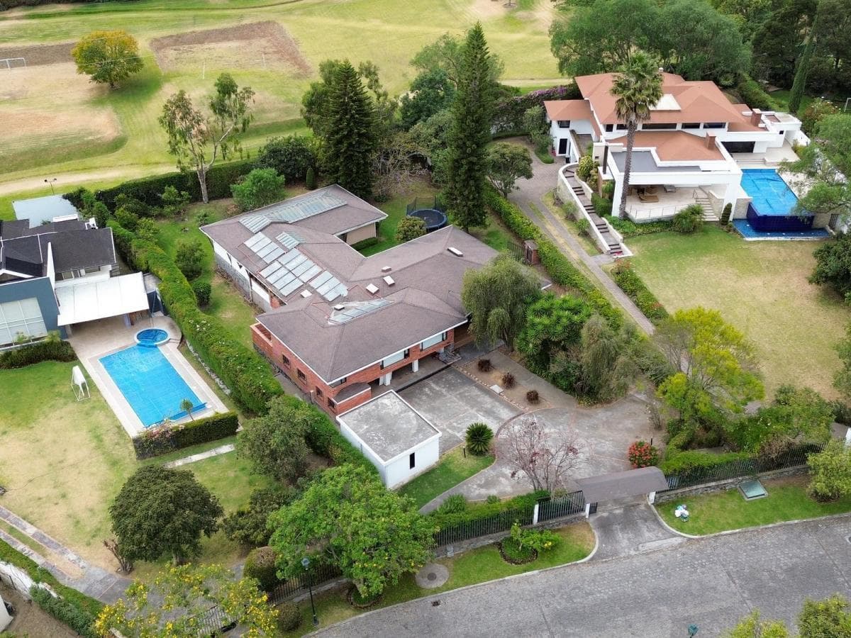 Casa de Venta Ubicada Dentro de Urbanización Exclusiva y Segura en El Sector de Pillagua — imagen 6