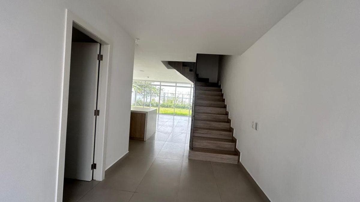 Isla Mocoli, ¡De Oportunidad! Casa con Vista Al Rio, Guayas — imagen 8