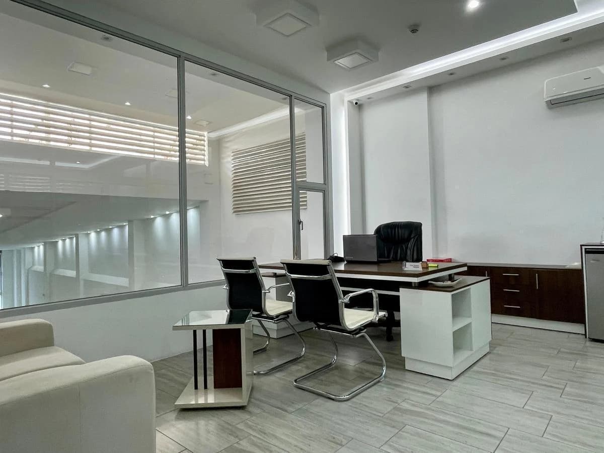 Local comercial en venta en Manta, Manabí