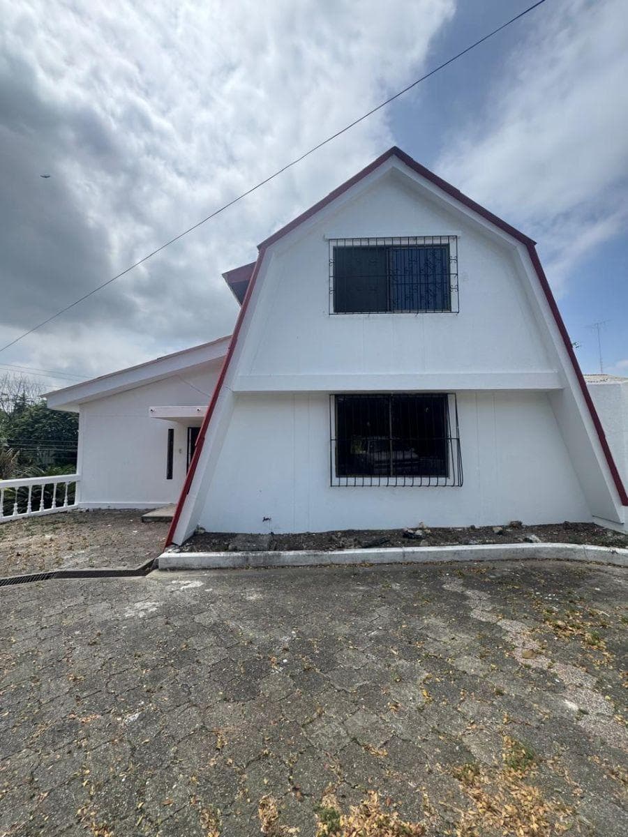 Se Vende de Oportunidad y Credito Directo, Casa en Lago de Capeira, Guayas — imagen 1
