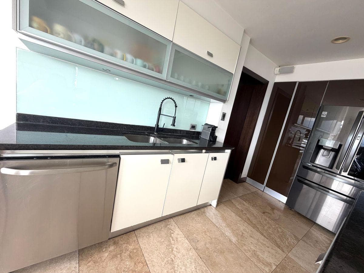 Vendo Fabulosa Casa Moderna 700 m² Construcción, Vistas, Jardines, Pérgolas — imagen 3