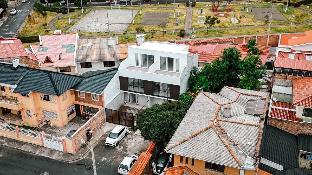 Casa en Venta – Sector Remigio Crespo, Cuenca, Azuay — imagen 2