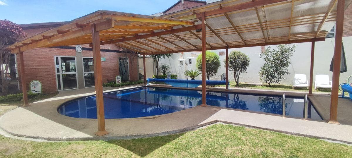 Casa en Venta, 3 Plantas, 2 Dorm. – Pomasqui — imagen 1