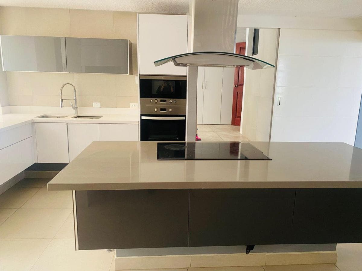 Venta Departamento 240 m² - 3 Habitaciones - 2 Estacionamientos Cubiertos - Bodega — imagen 4