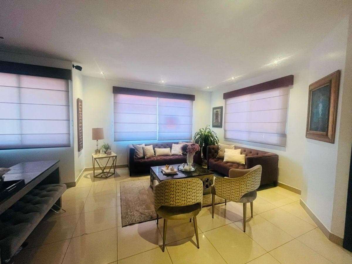 Samborondón Km 2.5 Central Park Departamento de Venta en Primer Piso, Guayas — imagen 1