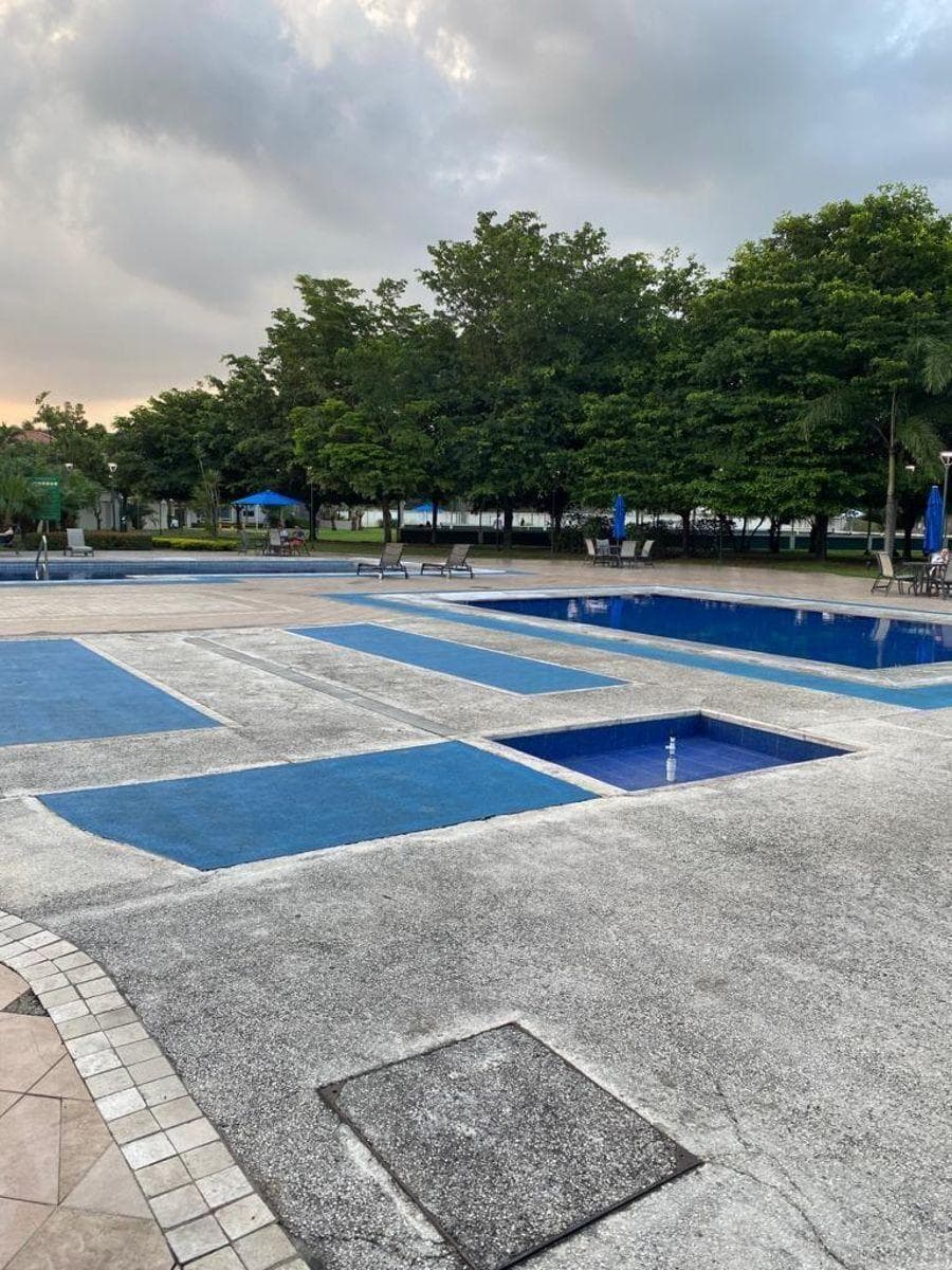 Samborondón Km 2.5 Central Park Departamento de Venta en Primer Piso, Guayas — imagen 3
