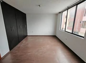 Casa Remodelada en Venta, Marianitas de Calderón, Norte de Quito — imagen 3