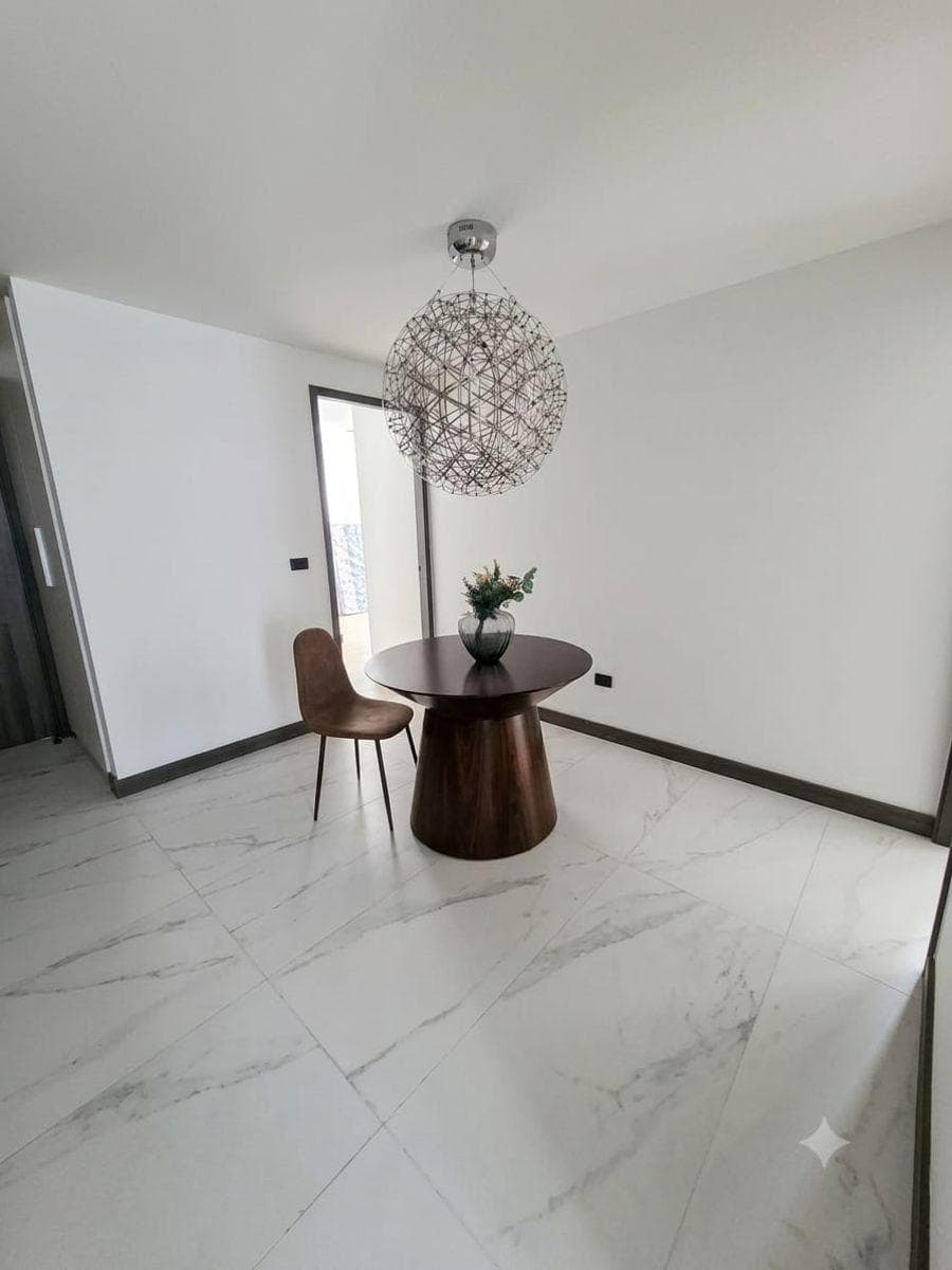 Amplitud, Privacidad y Una Espectacular Terraza: 2 Habitaciones + 2,5 Baños + 113 m² Interiores + 4 — imagen 3
