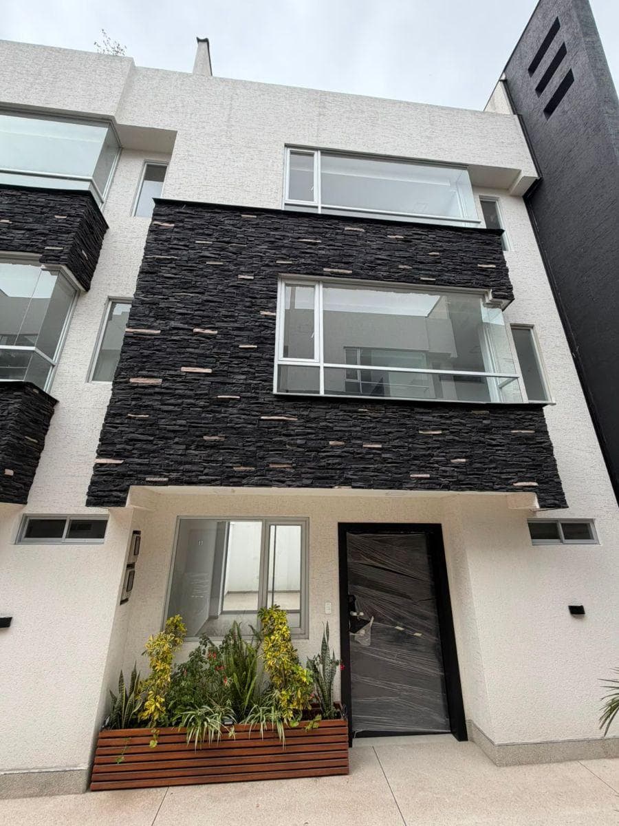 Casa de Venta por Estrenar en Llano Chico — imagen 1