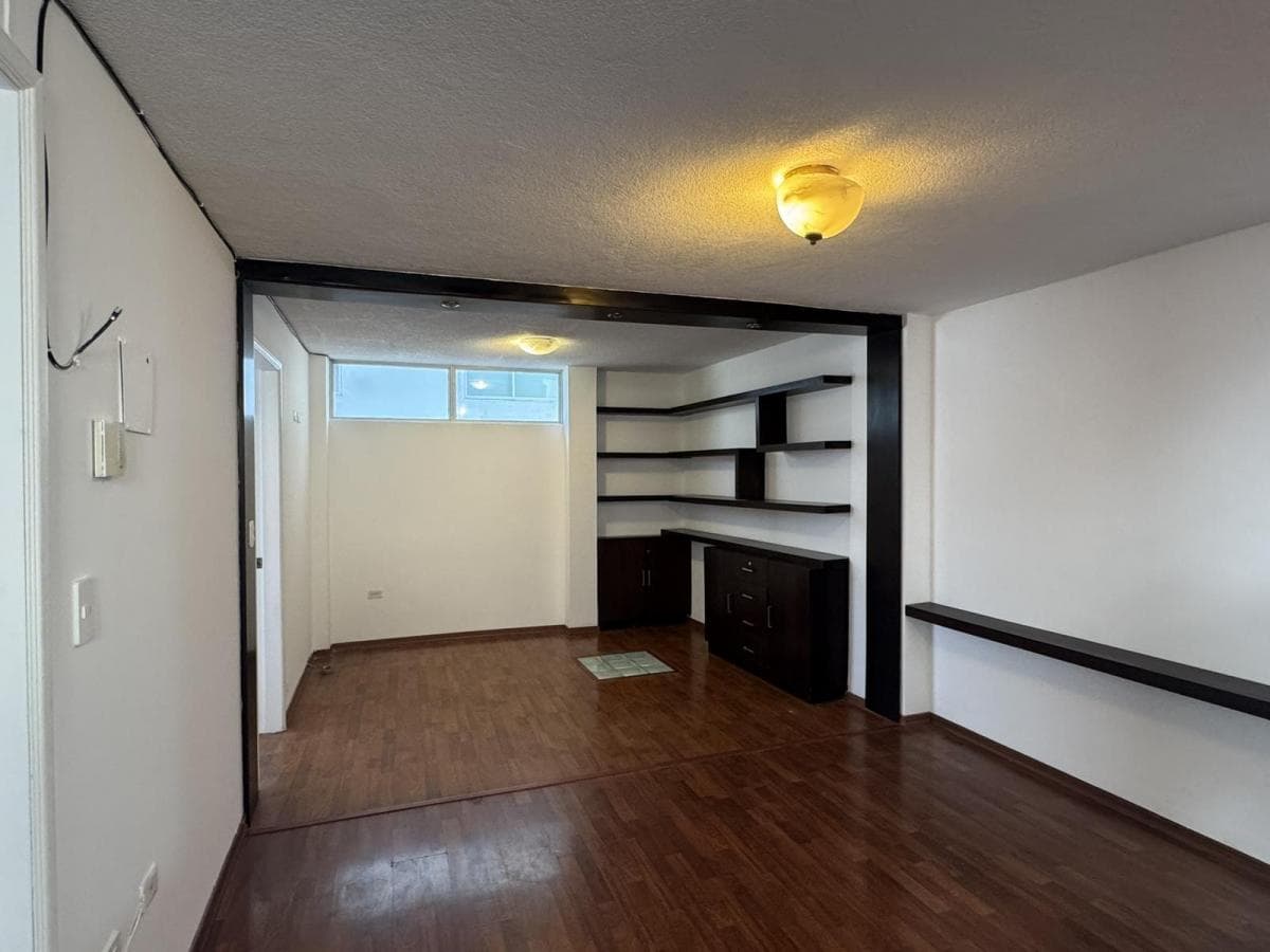 Venta Casa de 4 Dorm. Sector Norte de Quito — imagen 3