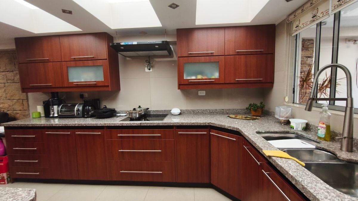 Vendo Departamento Amagasi del Inca. Norte de Quito — imagen 3