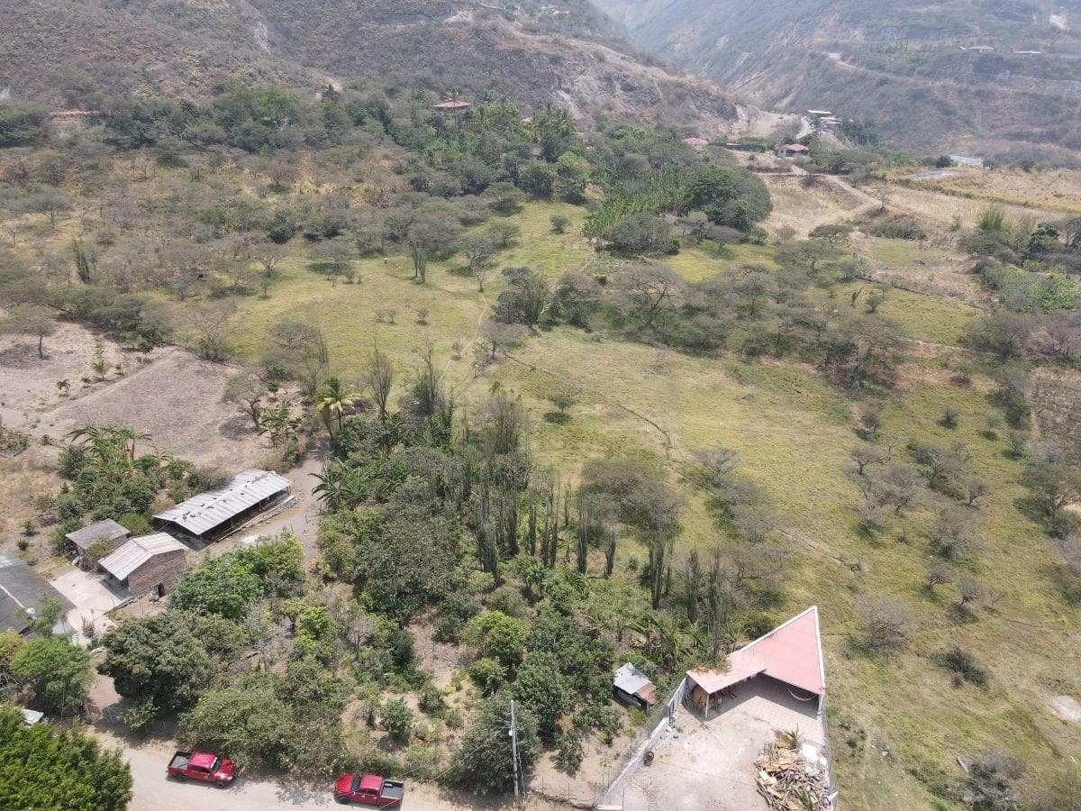 Se Vende Terreno de 23.272 m² en Santa Isabel, Azuay — imagen 3