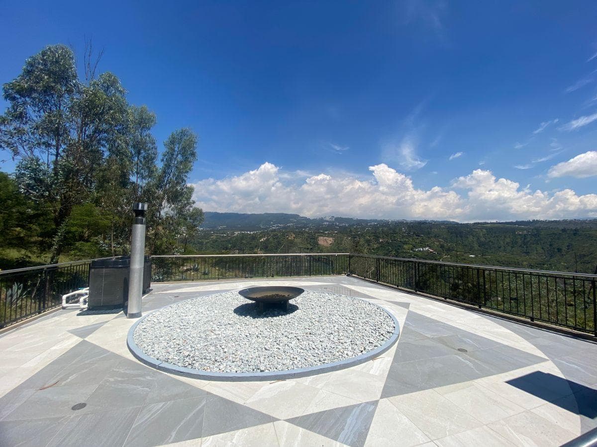 Terreno de 1111 m² en Venta en Tumbaco — imagen 2