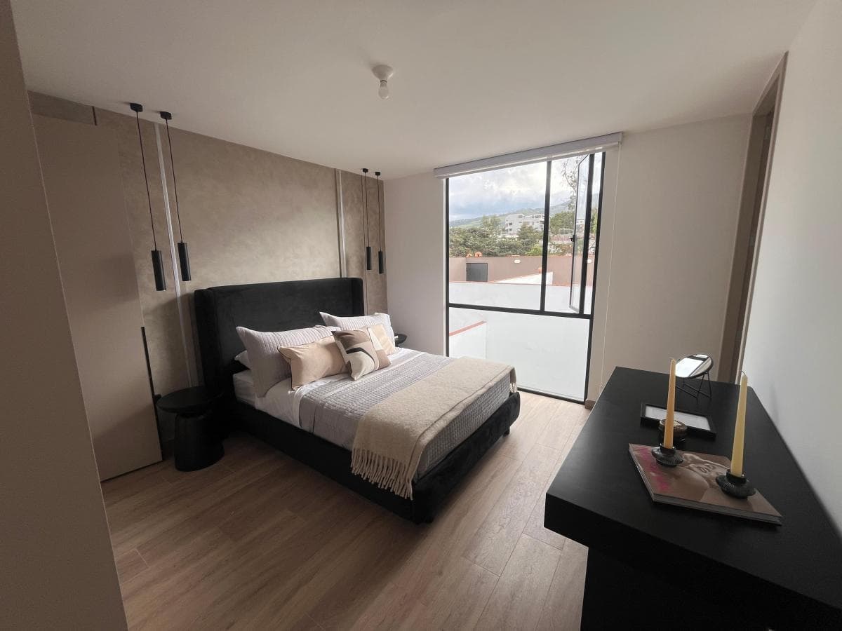 Casa por Estrenar con Dormitorio en Pb de Venta en Tumbaco Ruta Viva — imagen 9