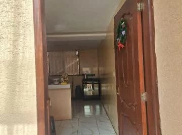 Venta de Casa Rentera Barrio Lucha de Los Pobres — imagen 3
