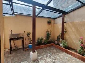 Venta de Casa Rentera Barrio Lucha de Los Pobres — imagen 2