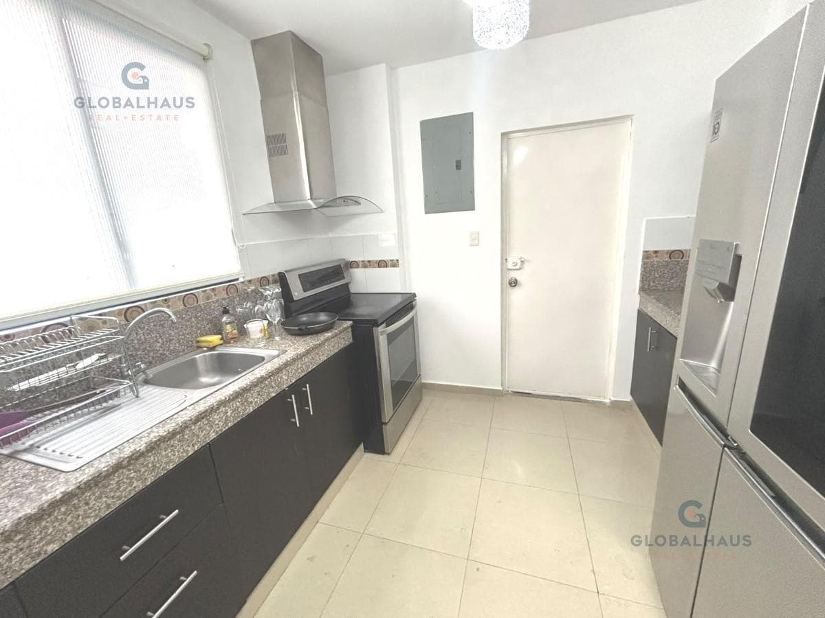 Casa en Venta Amoblada con 3 Habitaciones y Piscina en Urb. Napoli C. S. Guayas — imagen 9