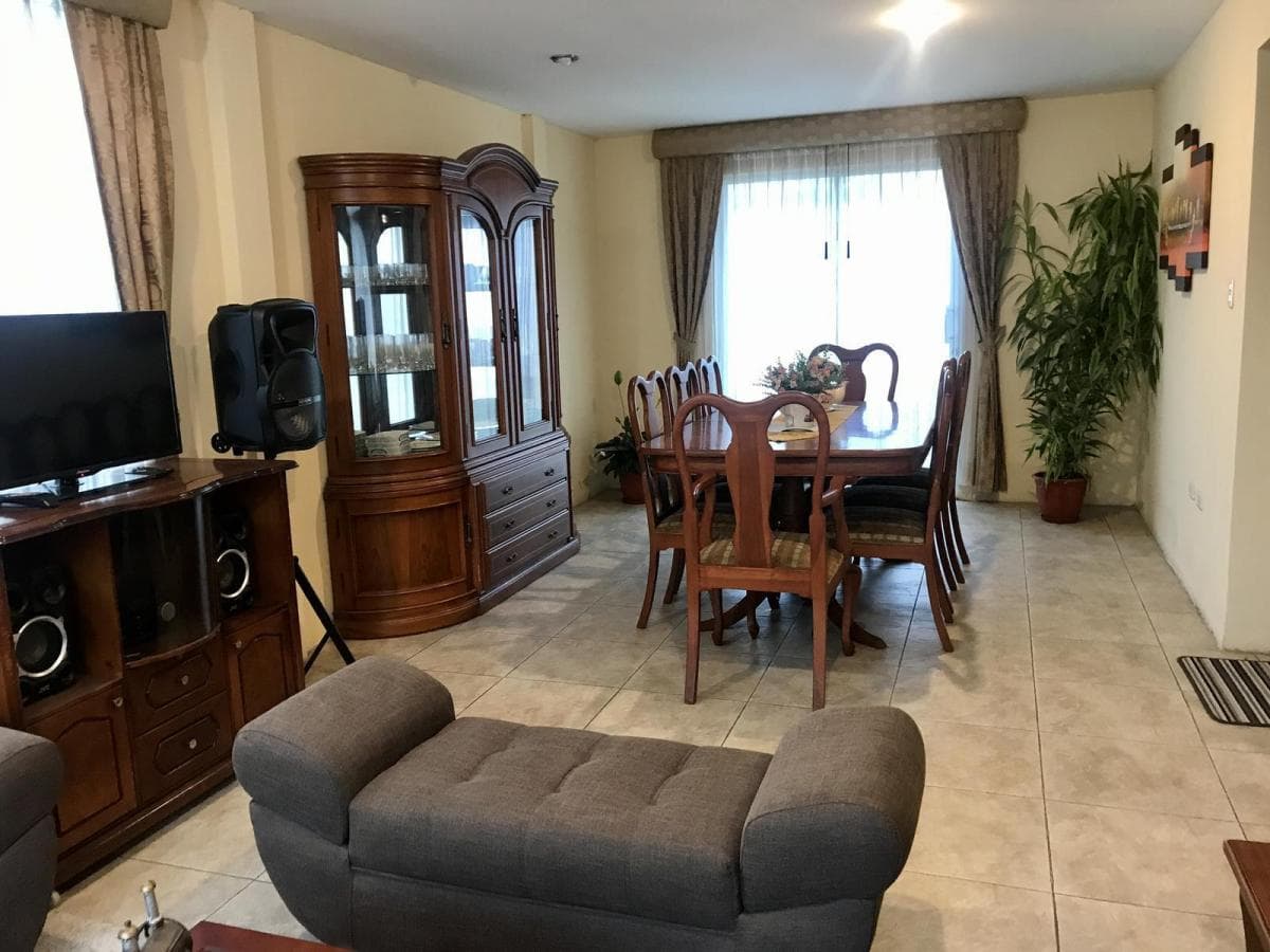 Vendo Casa de Dos Pisos a Excelente Precio en Urb. San Gregorio (Pusiquí) — imagen 6