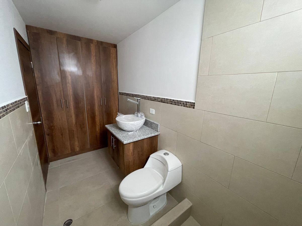 Casa 4 173 Mst2 en Venta, Divino Niño, Yacucalle, Imbabura — imagen 7