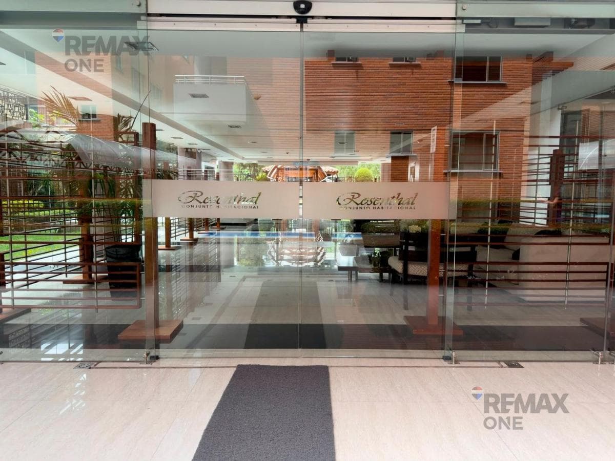 Suite en Venta - Edificio Rosenthal, Azuay — imagen 3