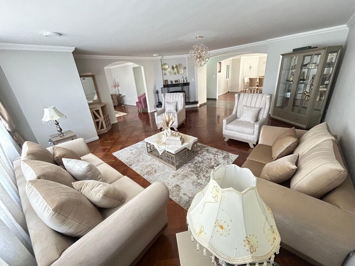 Venta Alonso de Torres Excelente Departamento Tres Dorm. — imagen 1