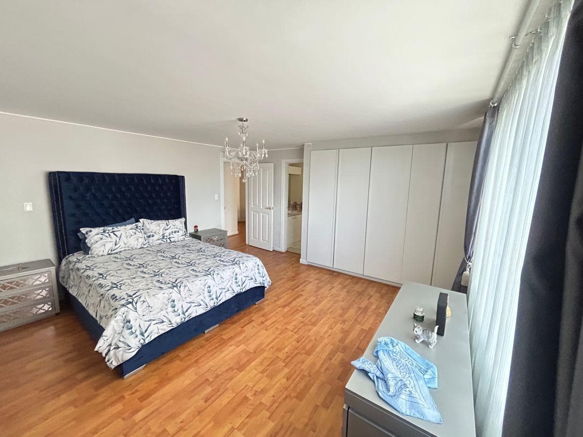Venta Alonso de Torres Excelente Departamento Tres Dorm. — imagen 3