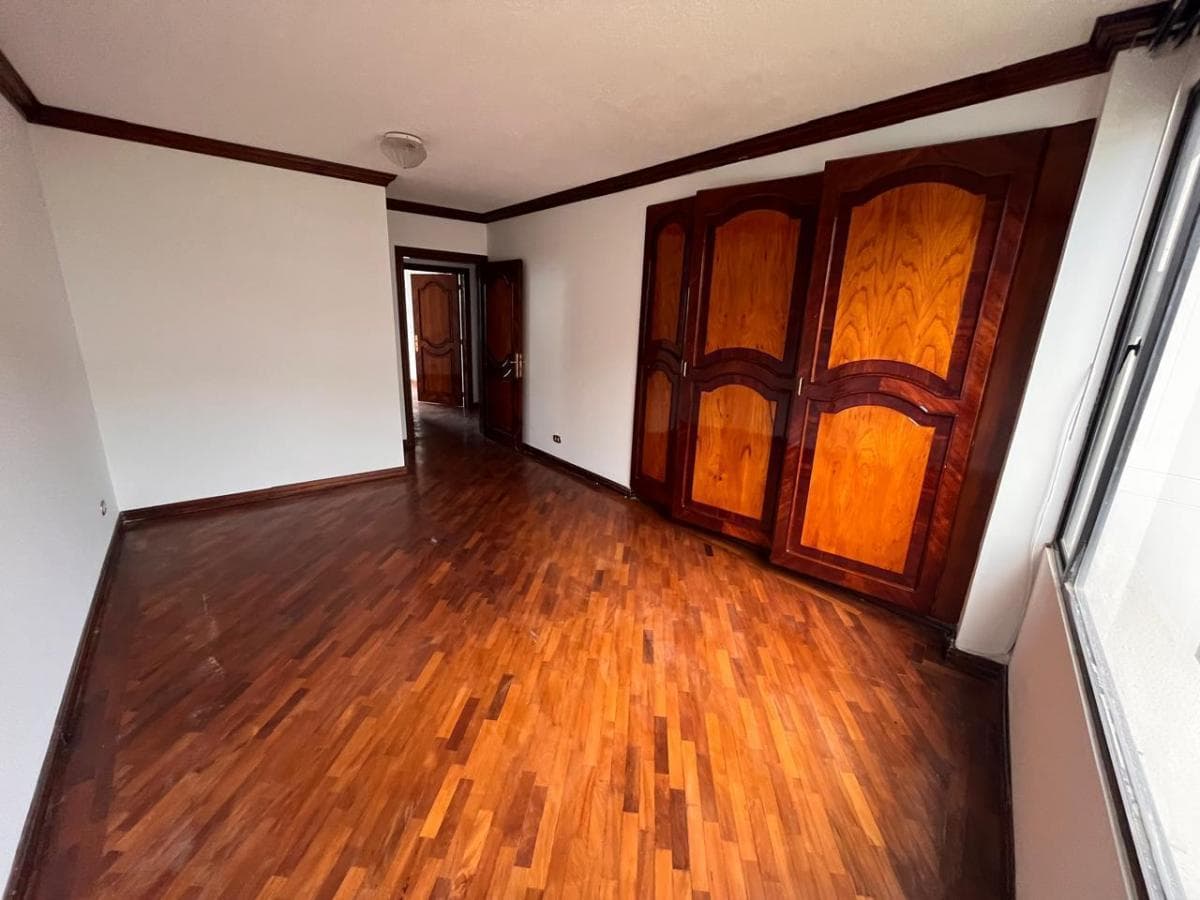 Venta Departamento 242 m². Cc El Bosque — imagen 4