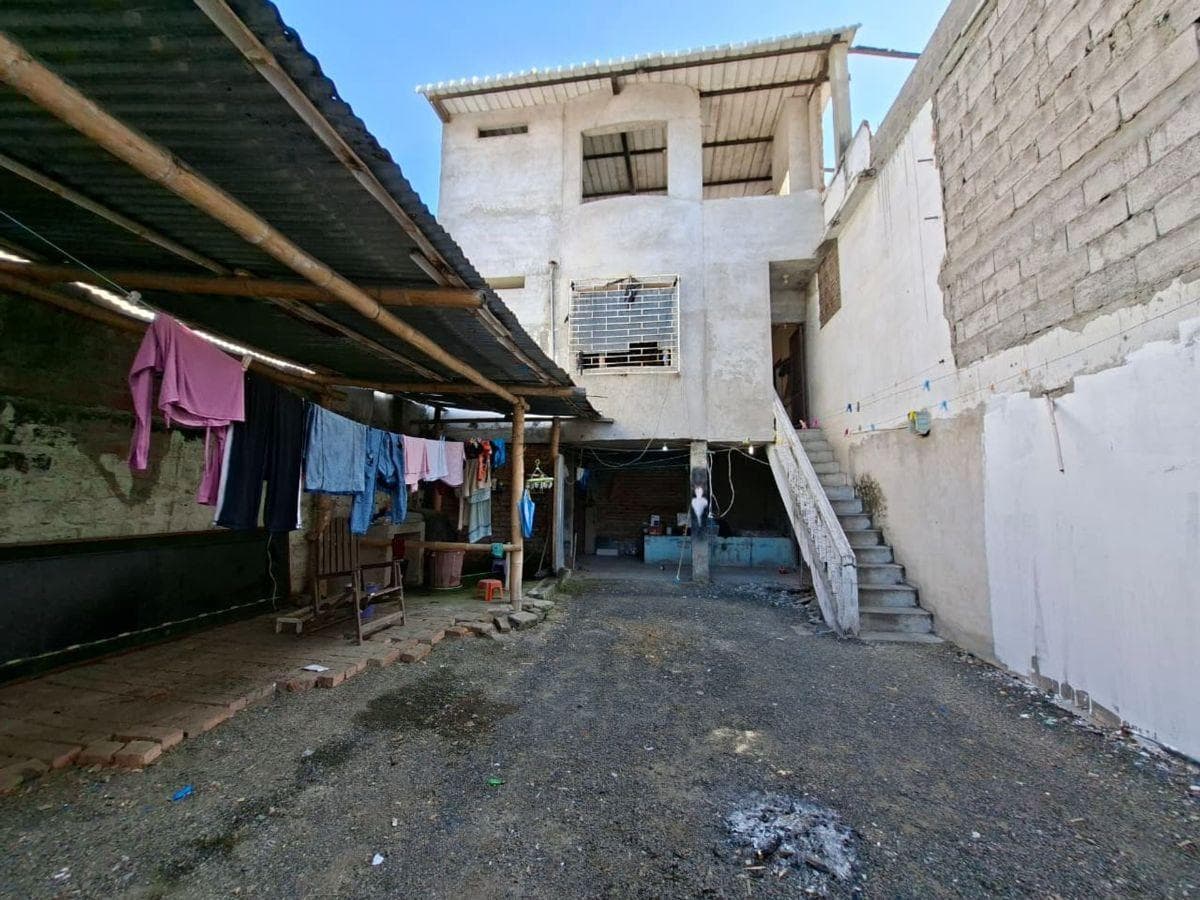 Casa Esquinera de Venta en Jaramijo, Manabí — imagen 3