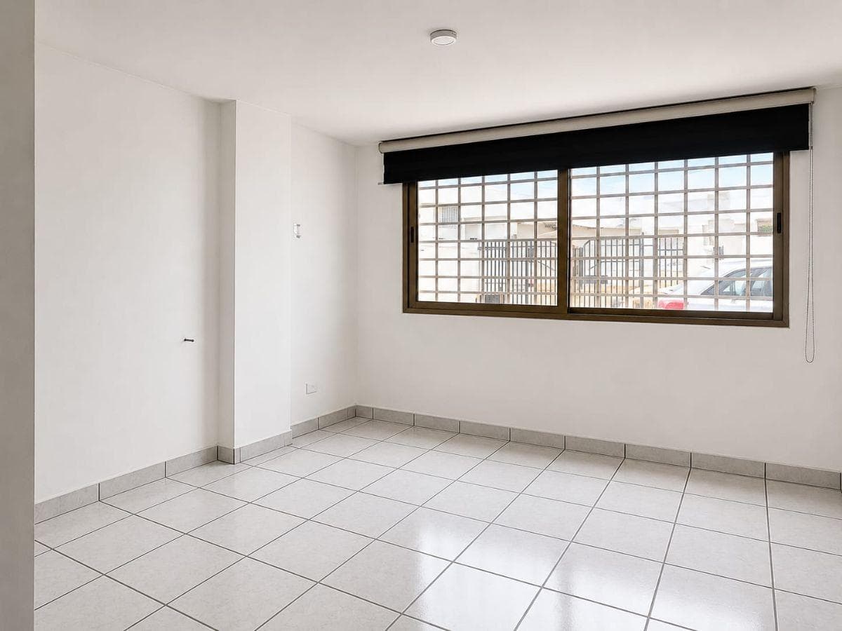 Departamento en Planta Baja con Amplio Patio Privado en Santa Leonor – Guayaquil, Guayas — imagen 5