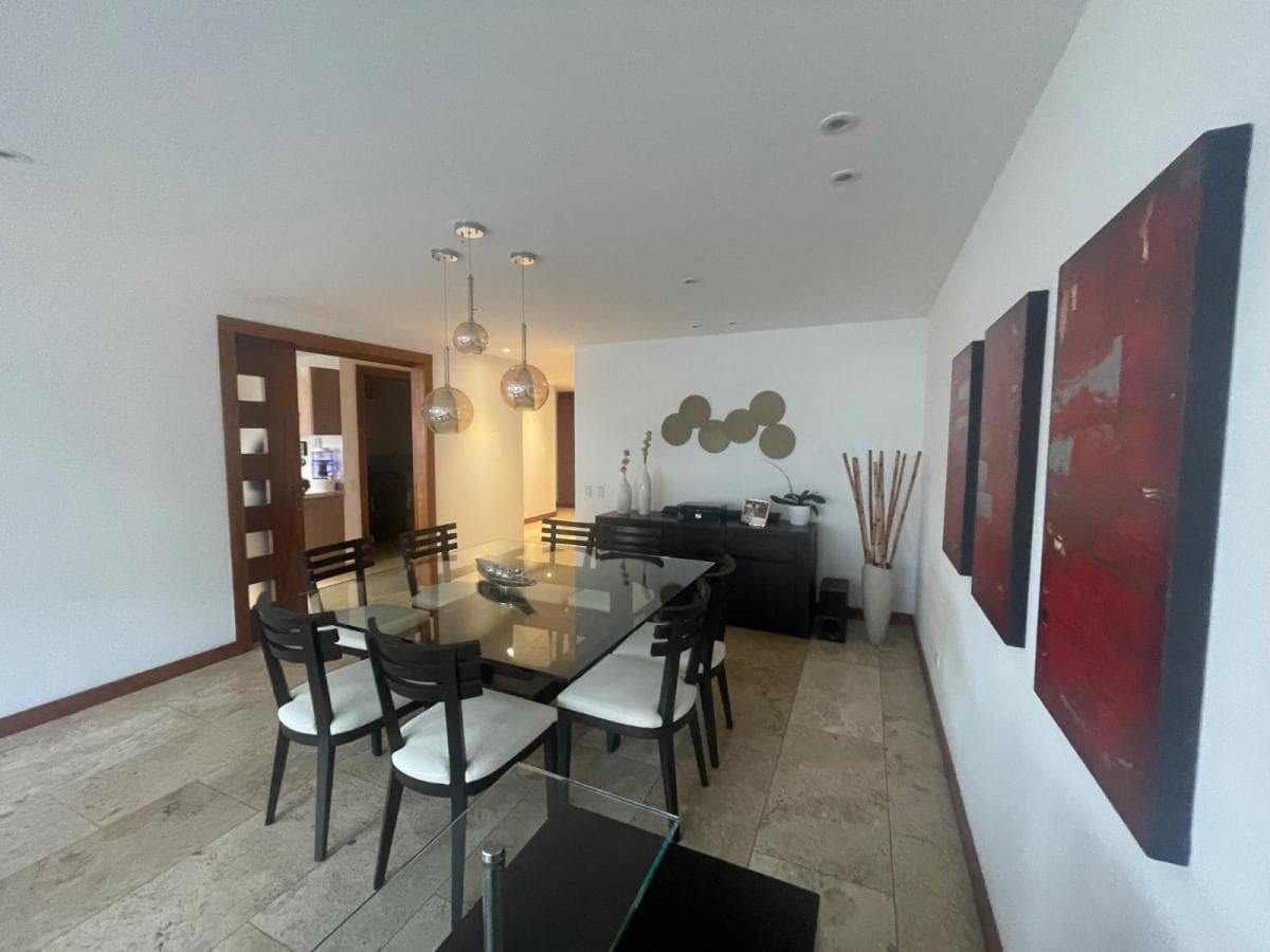 Departamento en Cumbayá — imagen 10